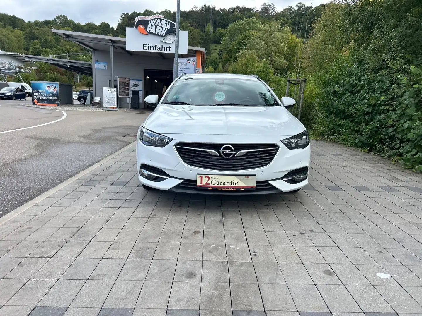 Opel Insignia B Sports Tourer Business Edition Blanc - 2