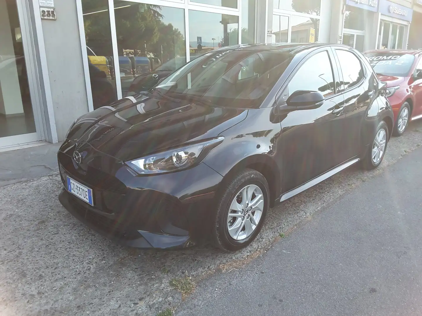 Mazda 2 Hybrid 1.5 VVT e-CVT Centre-Line *KM ZERO* Nero - 2