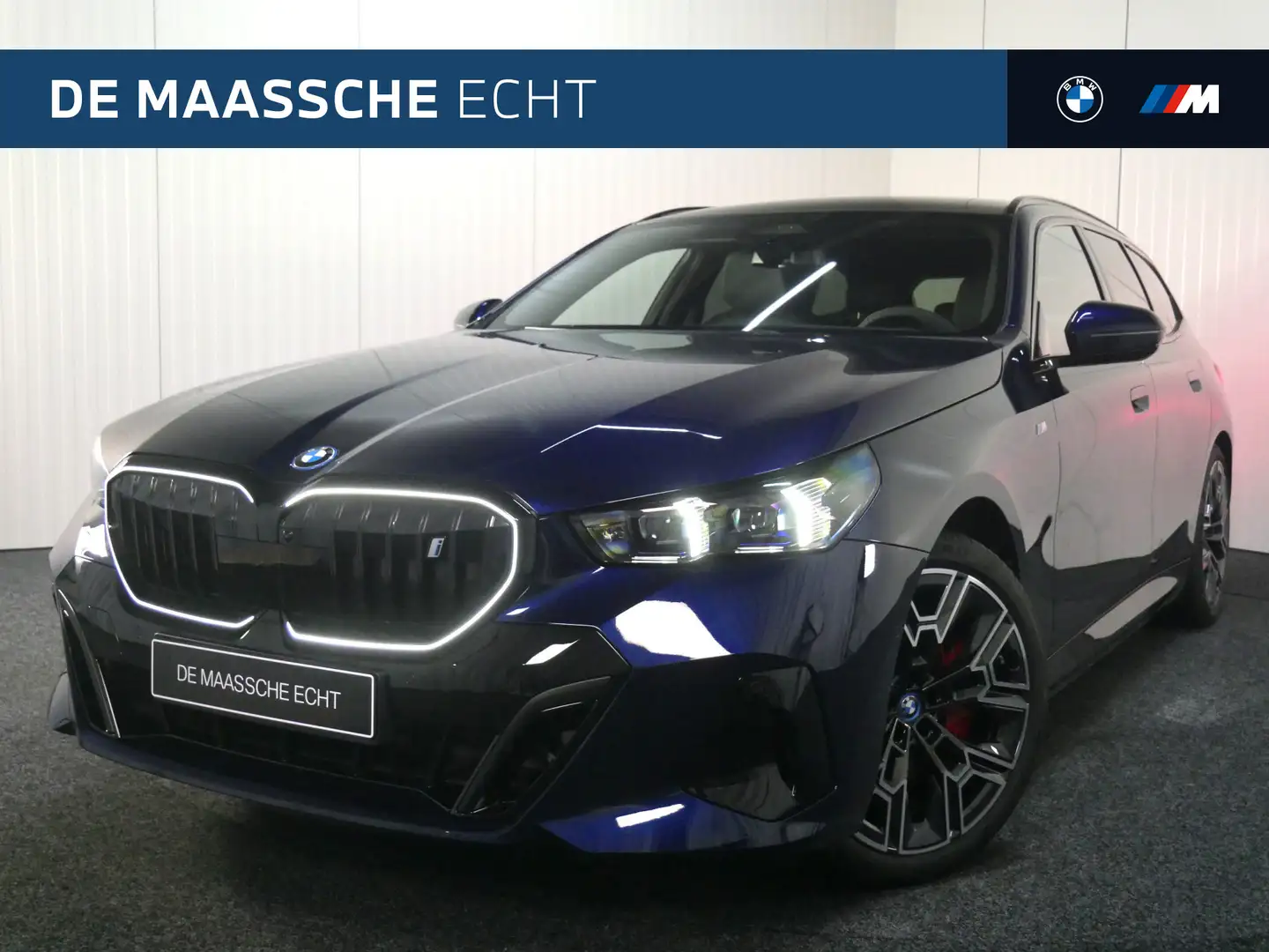 BMW i5 eDrive40 M Sport / Panoramadak / Trekhaak / Stoelv Blauw - 1