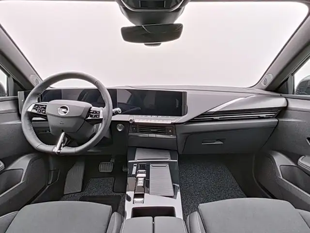 Opel Astra view 12