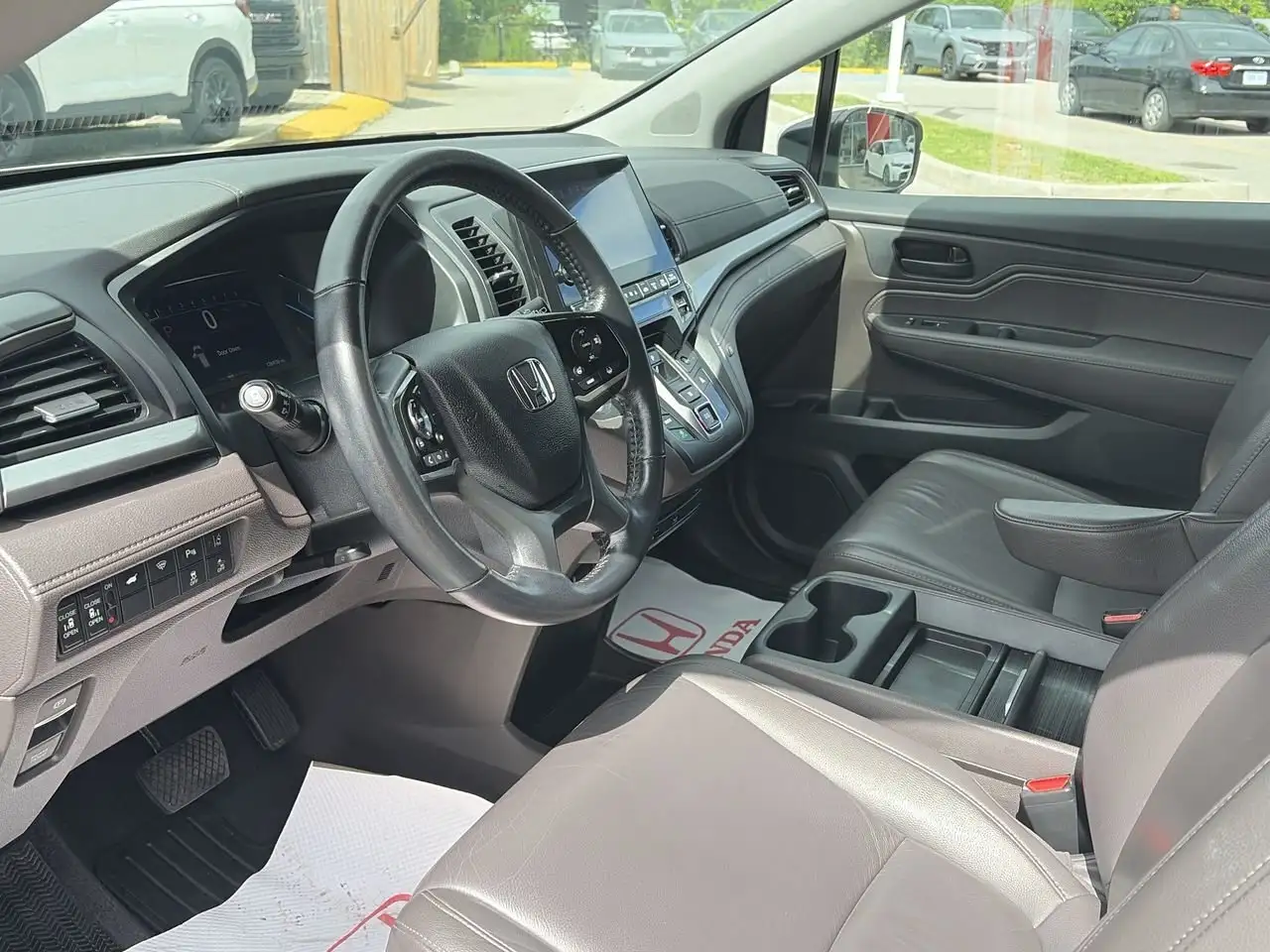 Honda Odyssey photo Honda Odyssey