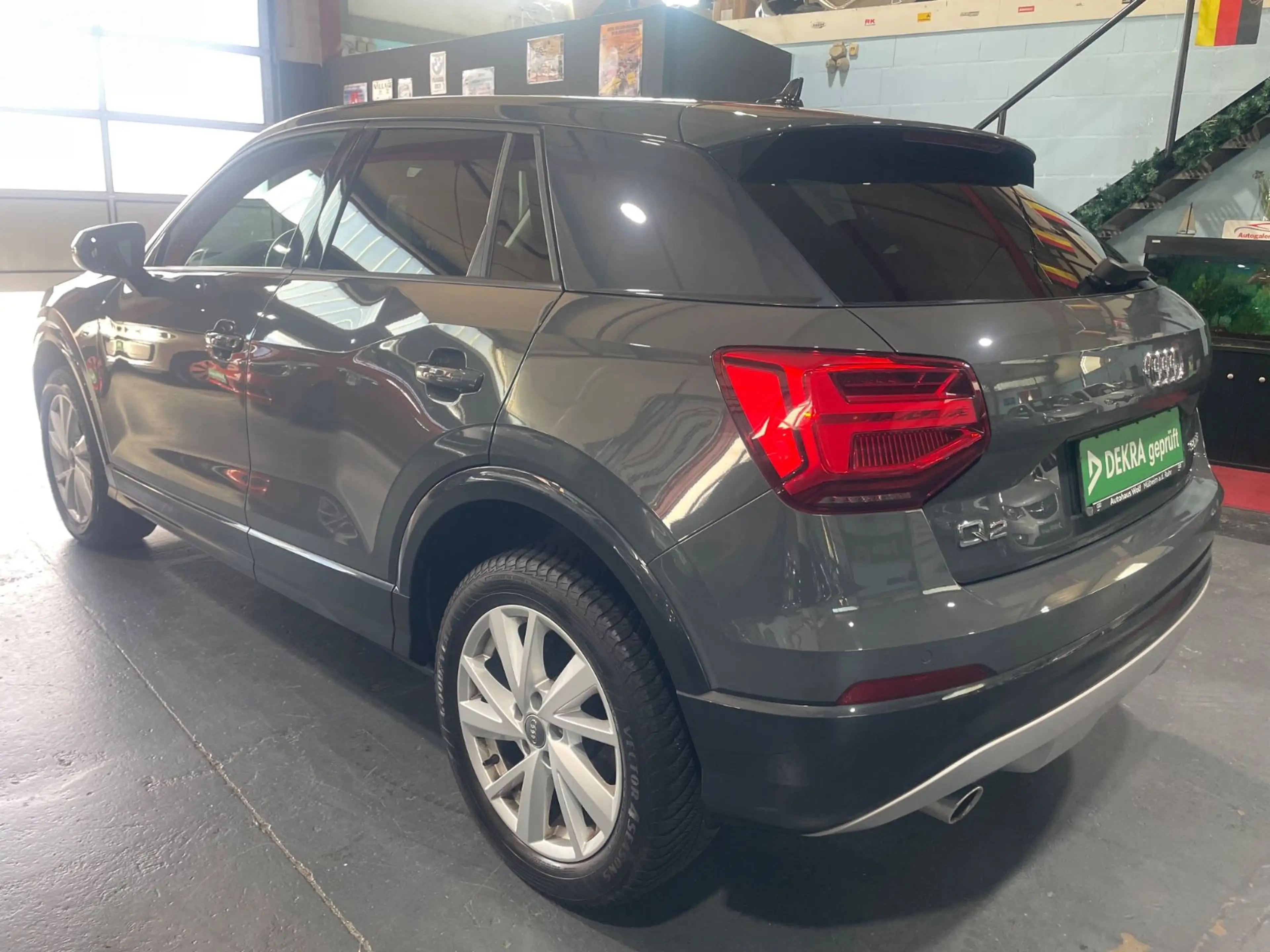 Audi Q2 30 TFSI*AUTOMATIK*GARANTIE*XENON*NAVI*TÜV NEU — photo 4