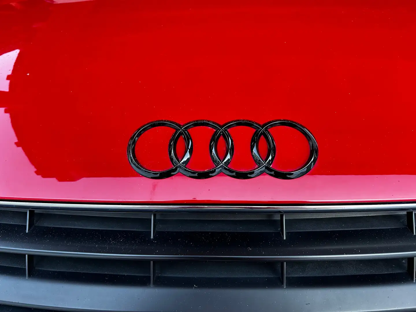 Audi TT TT Roadster 2,0 TFSI Rot - 1
