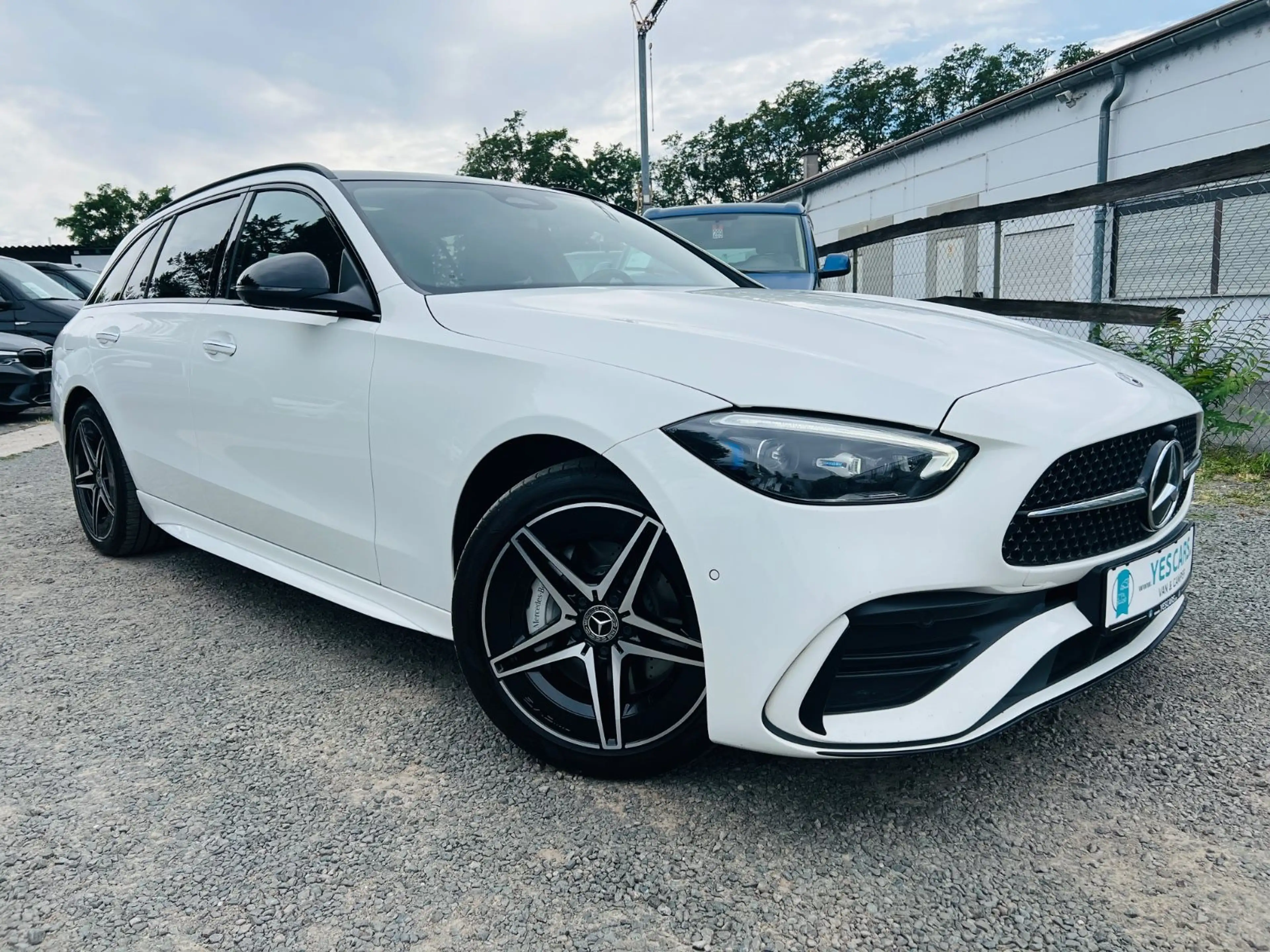 Mercedes-Benz C 300 e T-Modell/Pano/Carplay/AMG-Line — photo 8