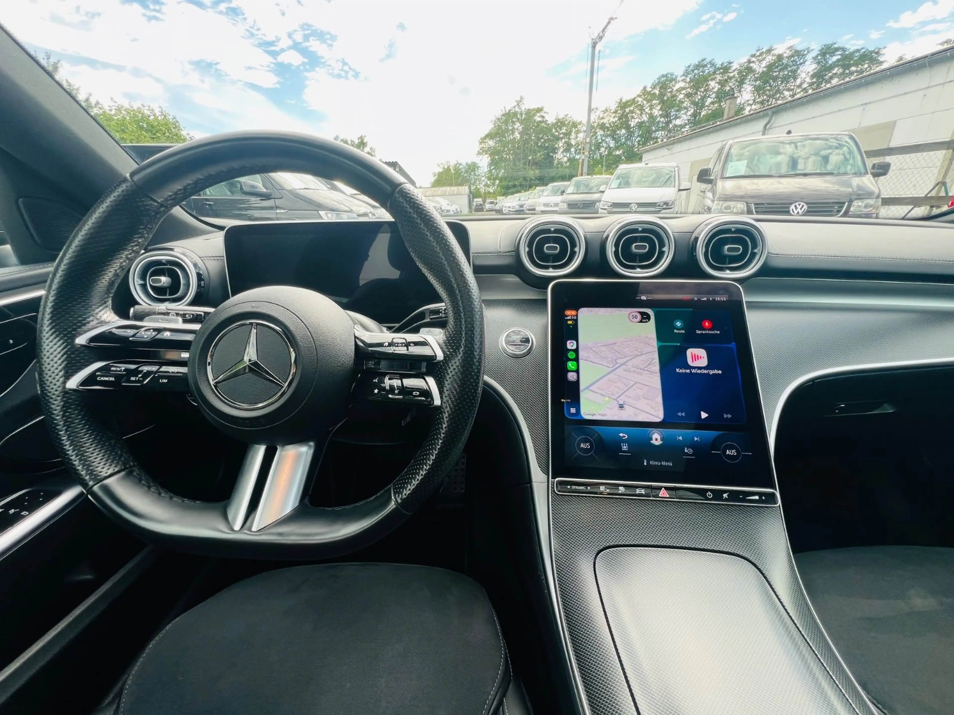 Mercedes-Benz C 300 e T-Modell/Pano/Carplay/AMG-Line — photo 15