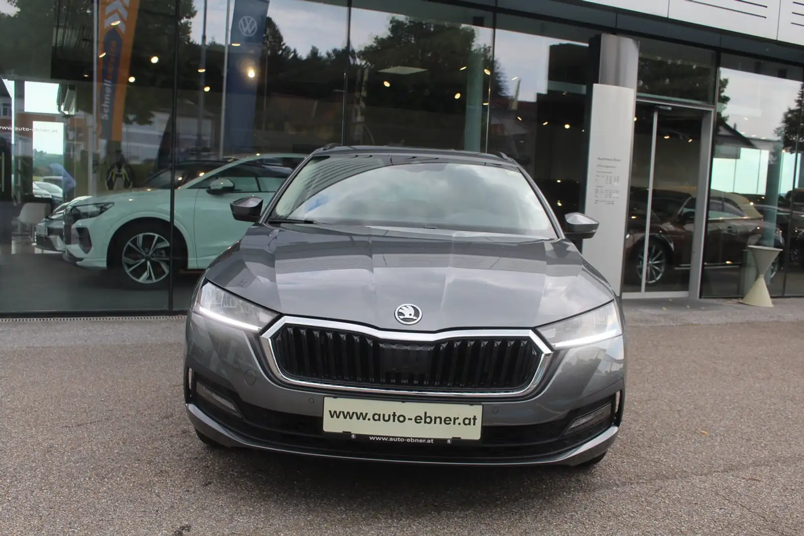 Skoda Octavia Ambition TSI Grau - 2