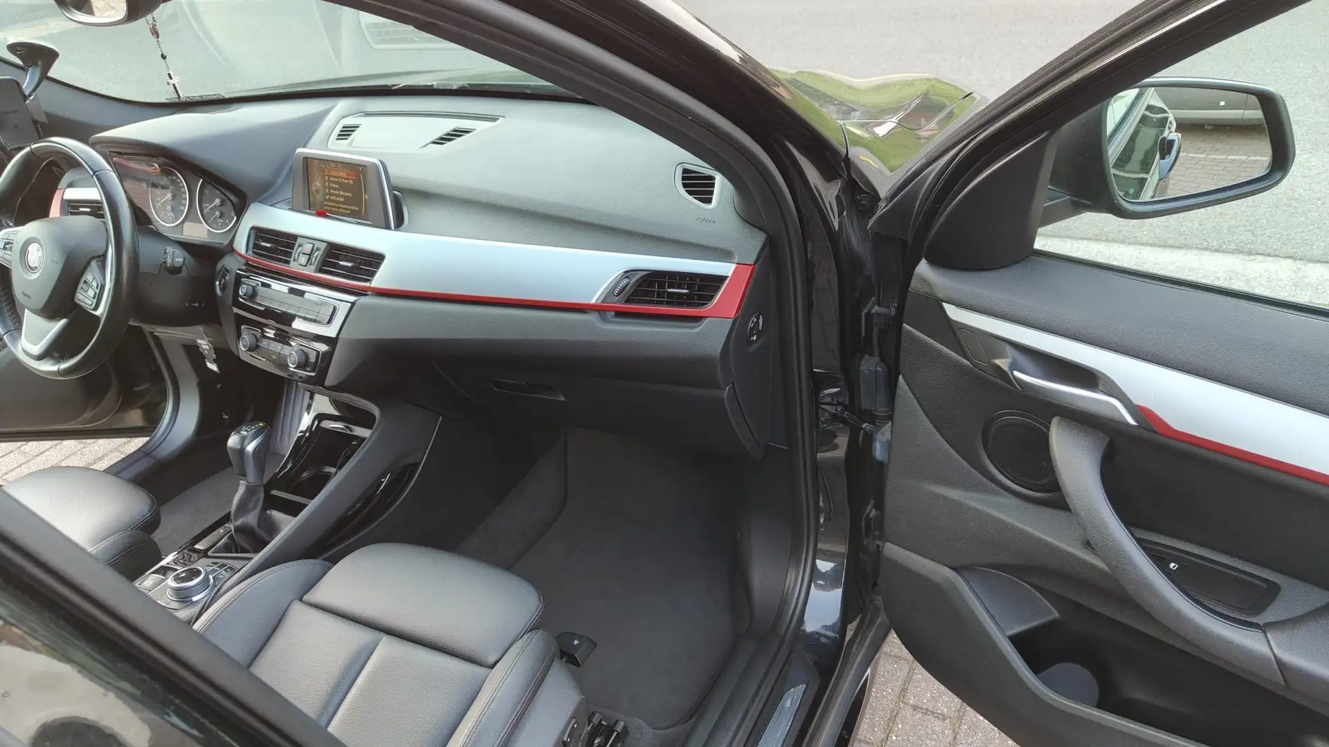 BMW X1 2.0  xDrive18 - 2