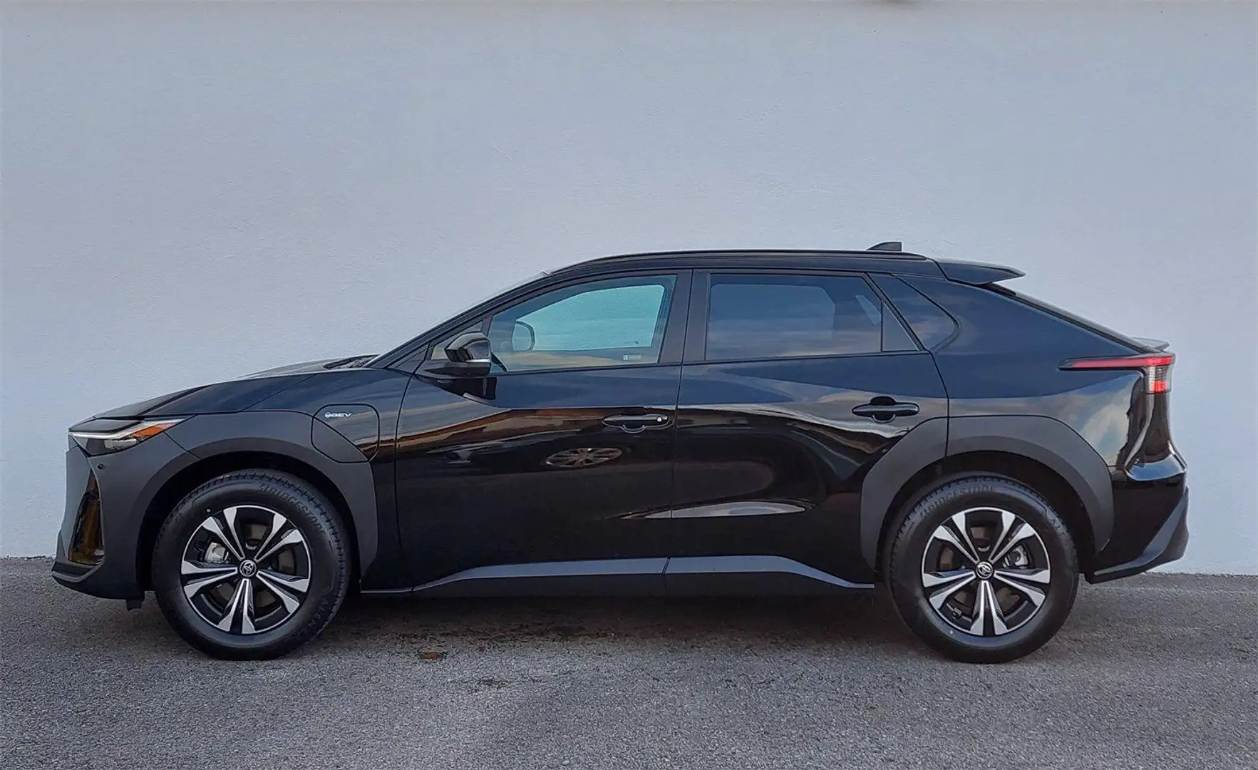 Toyota bZ4X 150kw inkl. Comfort-Paket, 4x2 Schwarz - 2