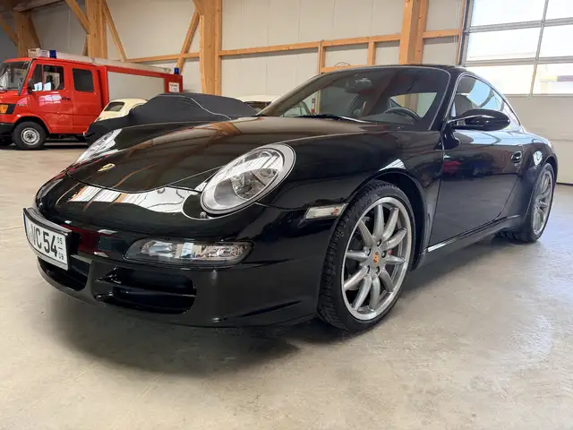 Porsche 997 Carrera S 3.8 PZ-Scheckheft olive makellos