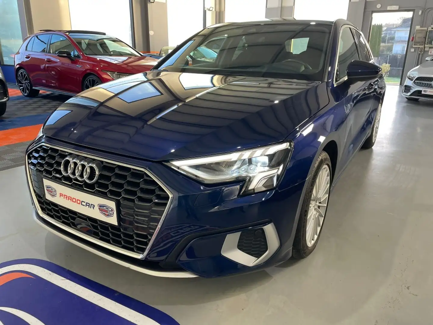 Audi A3 Sportback 35 TFSI Blauw - 1