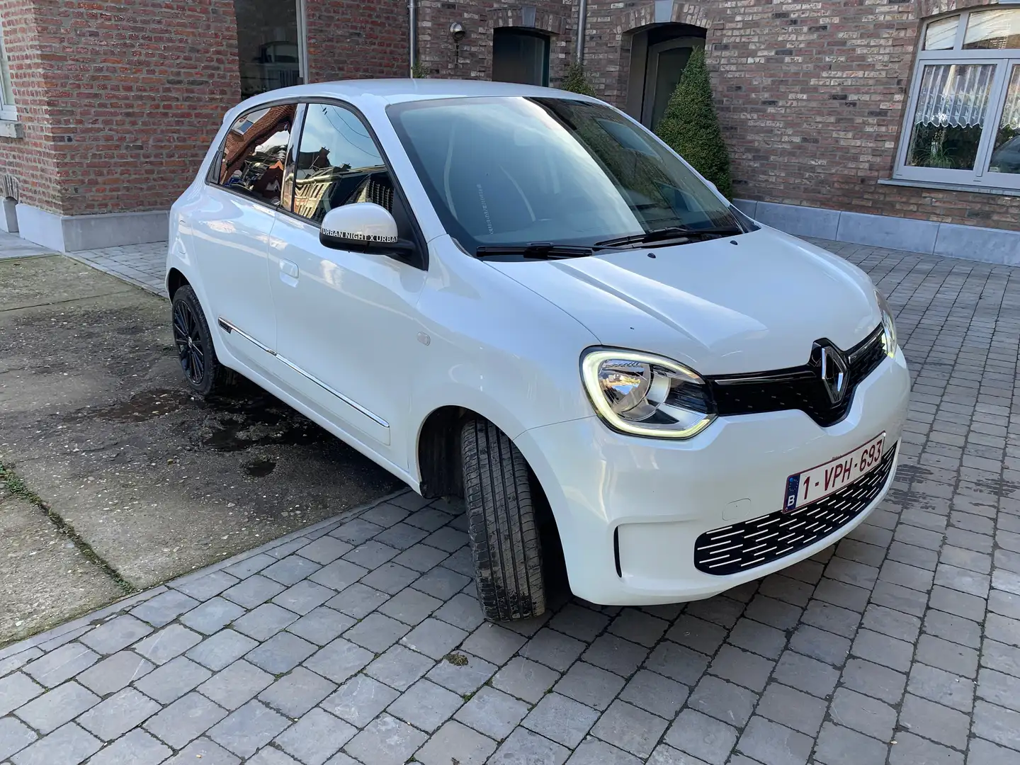 Renault Twingo e-Twingo+24+kWh+R80+Urban+Night Wit - 2