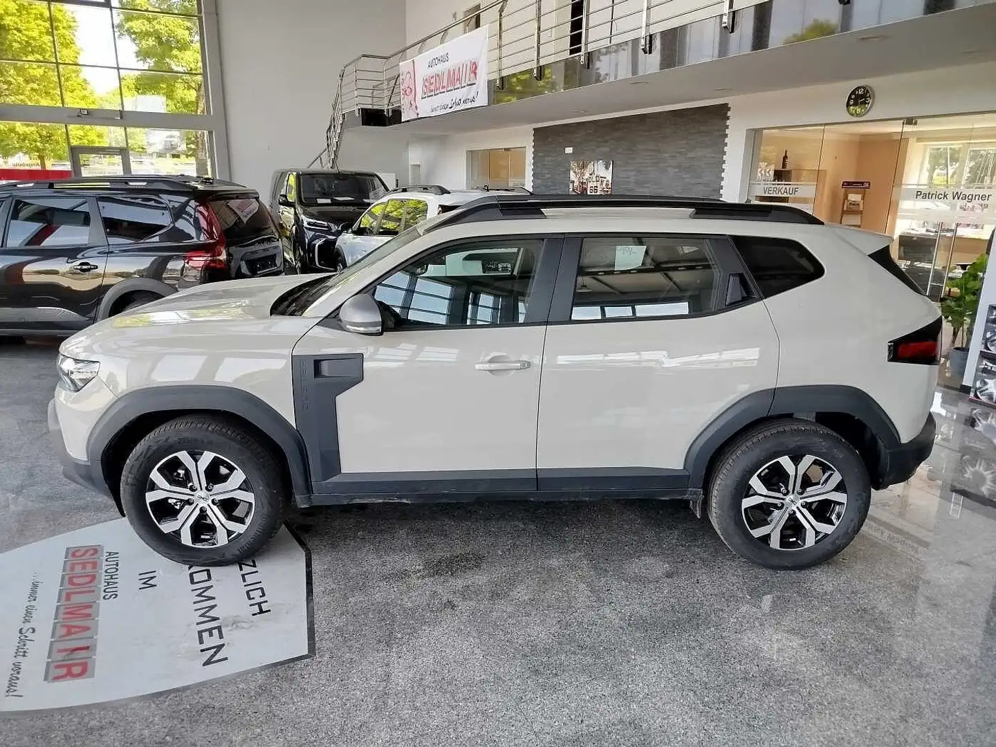 Dacia Duster TCe 130 Expression/Winterpaket/SITZHEIZUNG/KAMERA Beige - 1