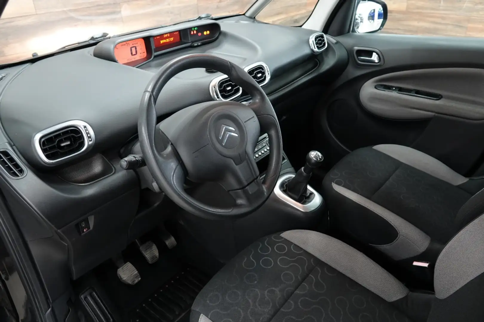 Citroen C3 Picasso 1.4 VTi Aura | CRUISE | TREKHAAK | PDC | Zwart - 2