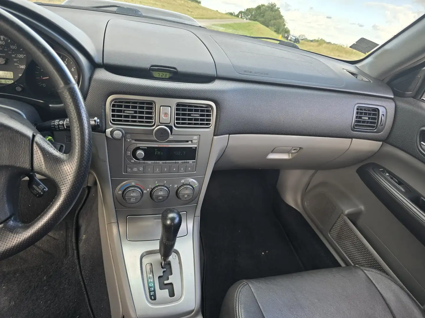 Subaru Forester Zwart - 2