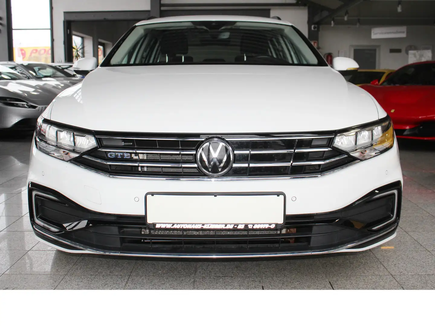 Volkswagen Passat Variant GTE 1.4 TSI DSG NAVI*LED*APP*ACC Weiß - 2