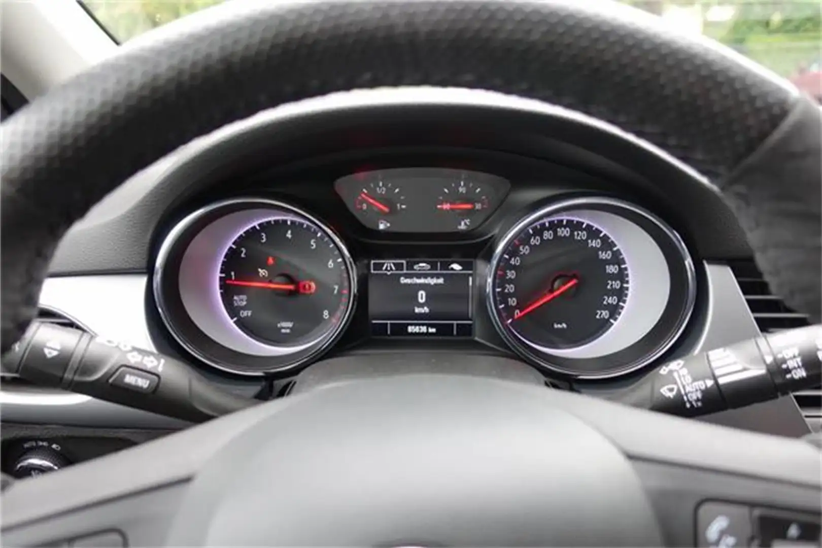 Opel Astra 1,0 Turbo Dir. Inj. St./St. ECOTEC 120 Jahre Schwarz - 1