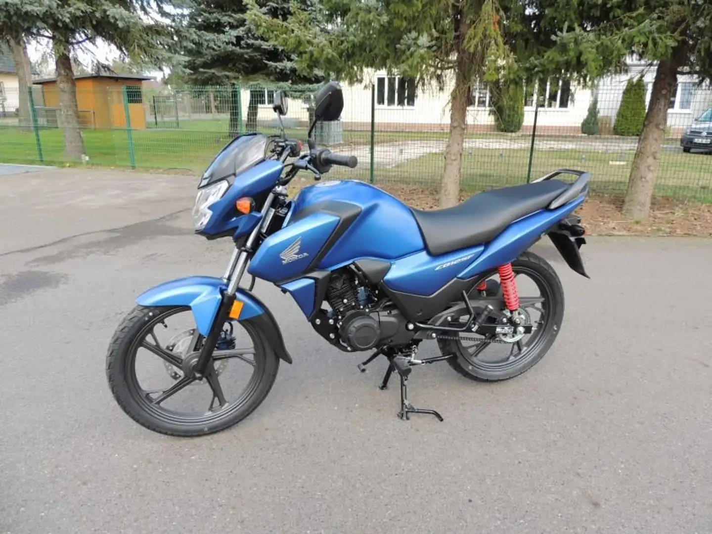 Honda CB 125 F  NEU! Blue - 1