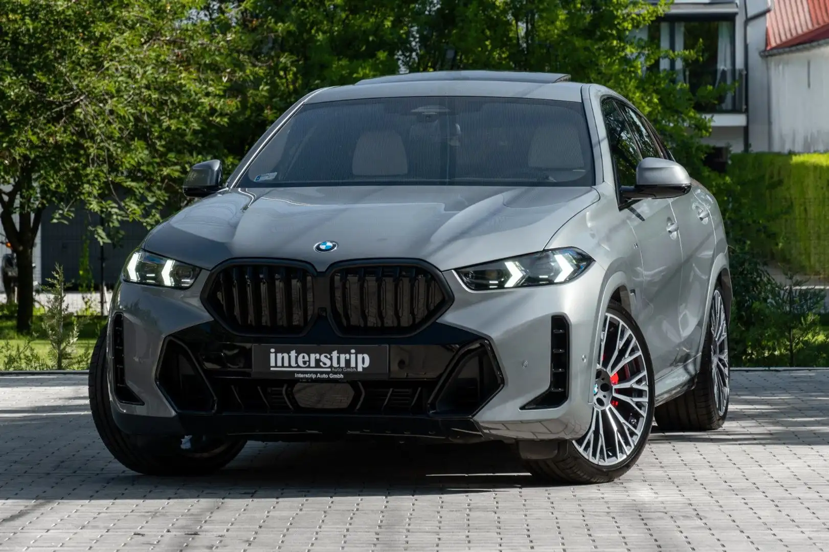 BMW X6 40d M SPORT.LUFTFE.PANO.DR.ASS.360°.AHK.22" Grau - 1