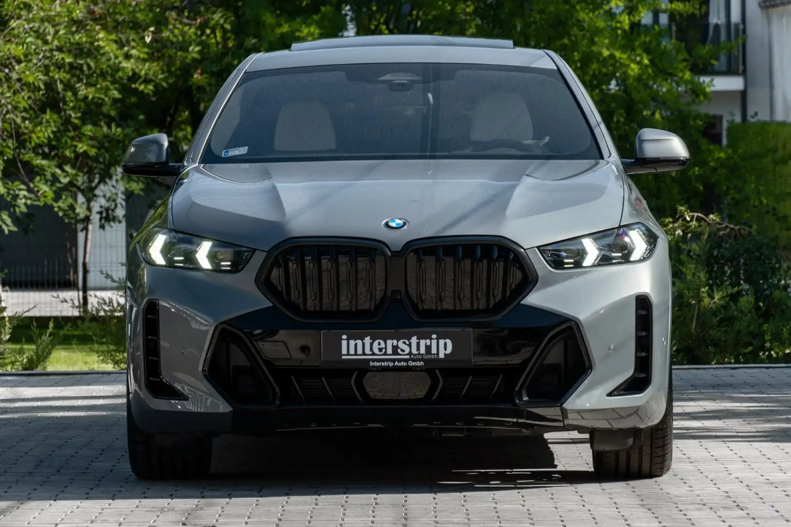 BMW X6 40d M SPORT.LUFTFE.PANO.DR.ASS.360°.AHK.22" Grau - 2