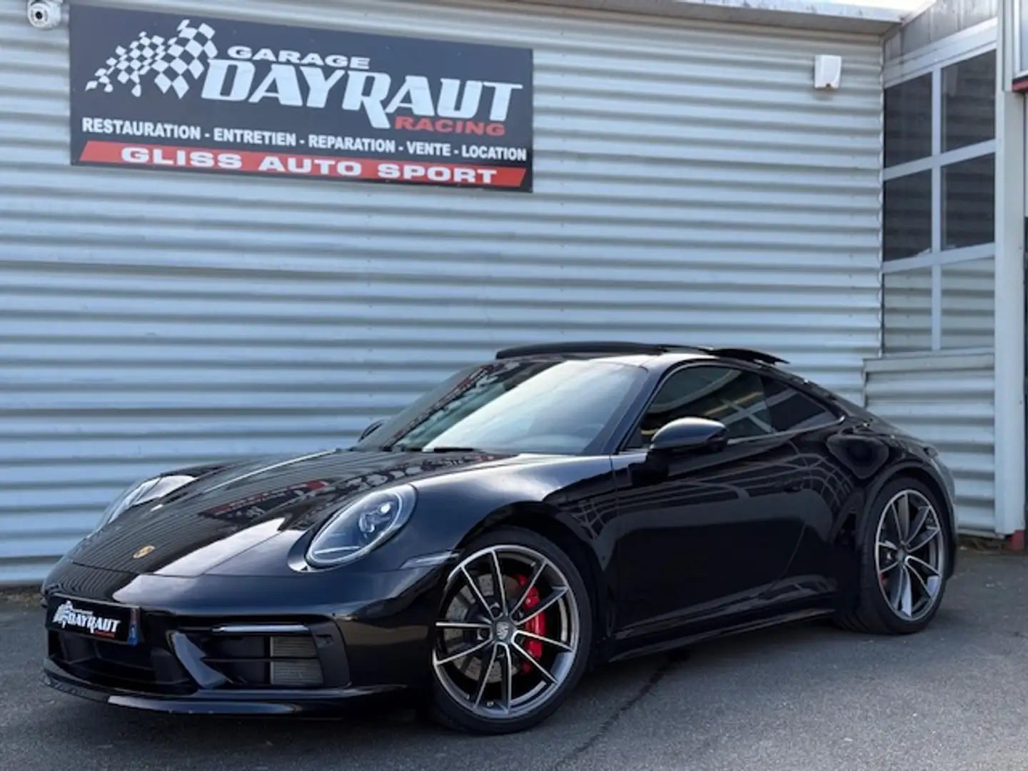 Porsche 911 992 CARRERA 4S *PACK SPOR DESIGN*PSE*BOSE*TOIT PANO*APPROVED 1 AN Schwarz - 2