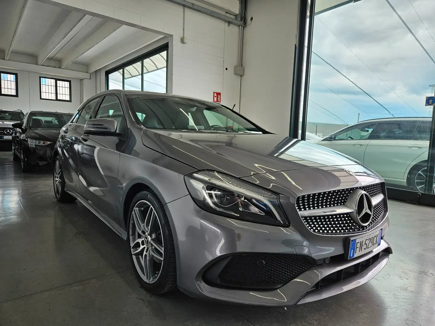 Mercedes-Benz A 200 Classe A - W176 d Premium my16 Grigio - 1