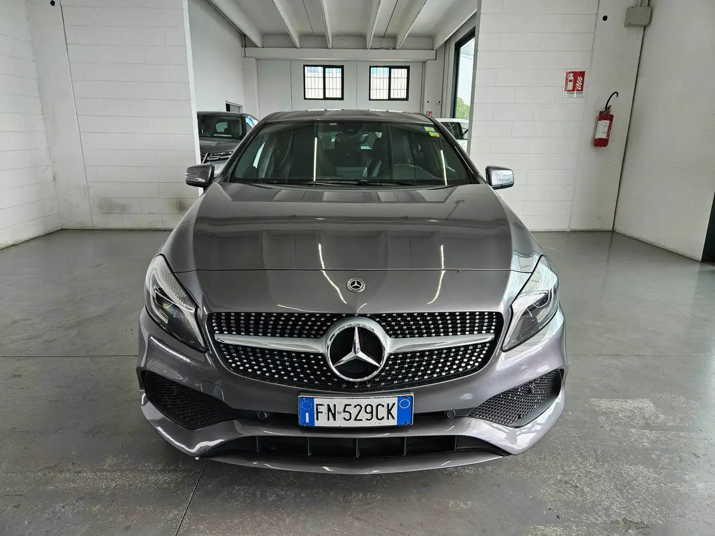 Mercedes-Benz A 200 Classe A - W176 d Premium my16 Grigio - 2