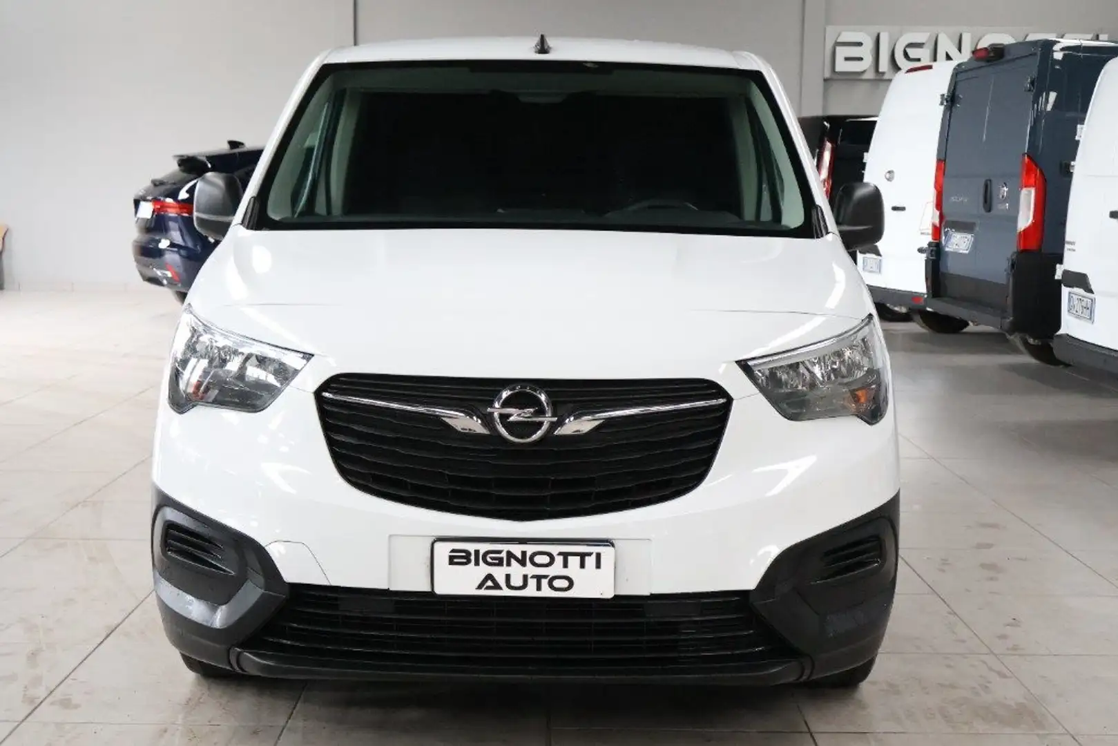 Opel Combo Cargo 1.5 Diesel 100CV S&S PC 1000kg Edition Blanc - 2