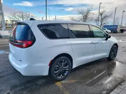 Chrysler Pacifica 2026