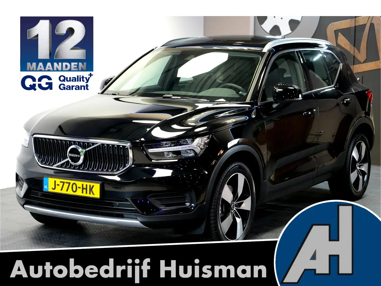 Volvo XC40 2.0 T4 140kW/190pk Aut8 Intro Pro PANORAMADAK + HA Zwart - 1
