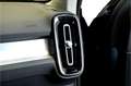 Volvo XC40 2.0 T4 140kW/190pk Aut8 Intro Pro PANORAMADAK + HA Zwart - thumbnail 45
