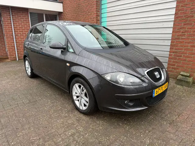 Seat Altea view 2