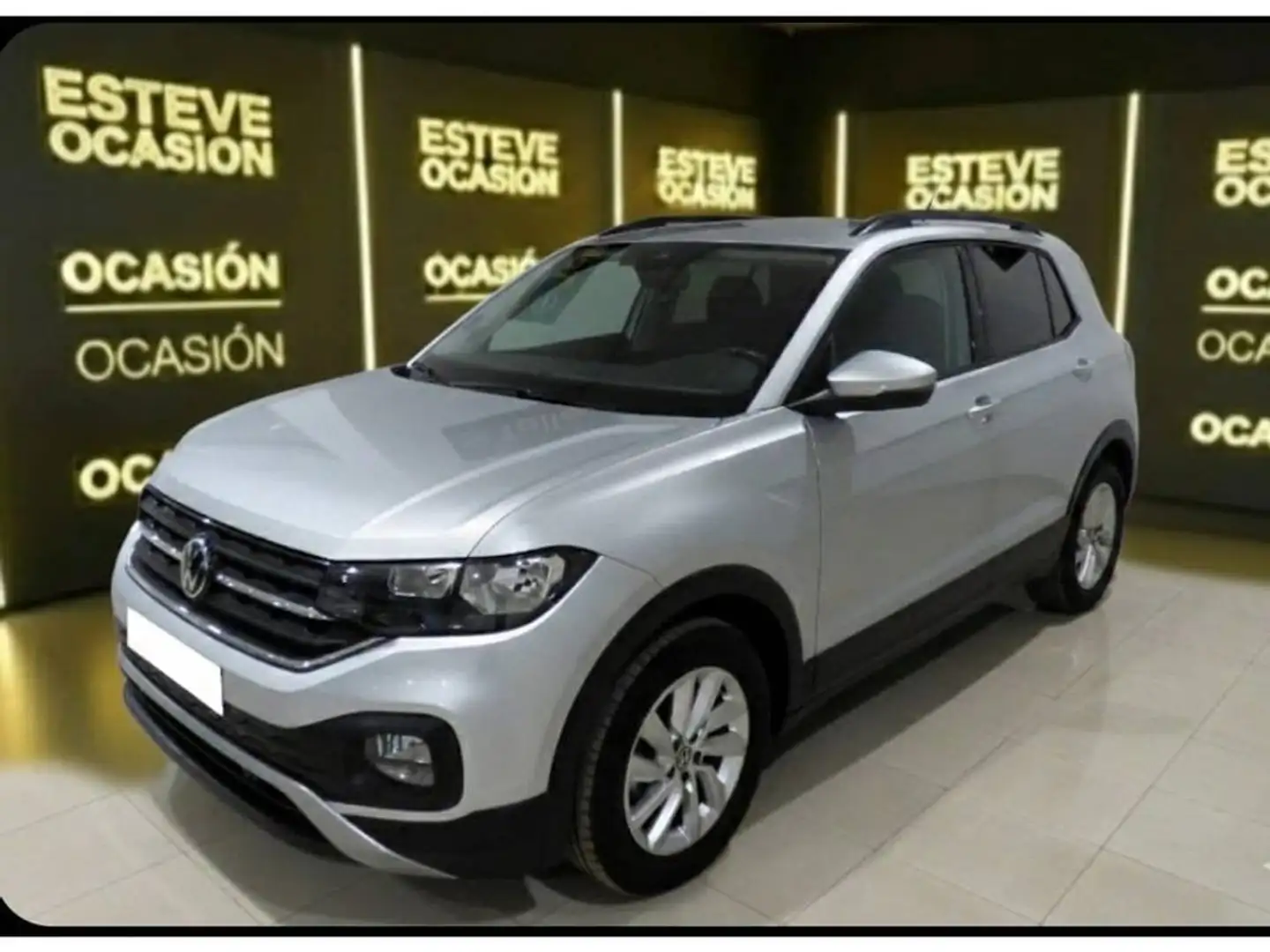 Volkswagen T-Cross 1.0 TSI Advance Burdeos - 1