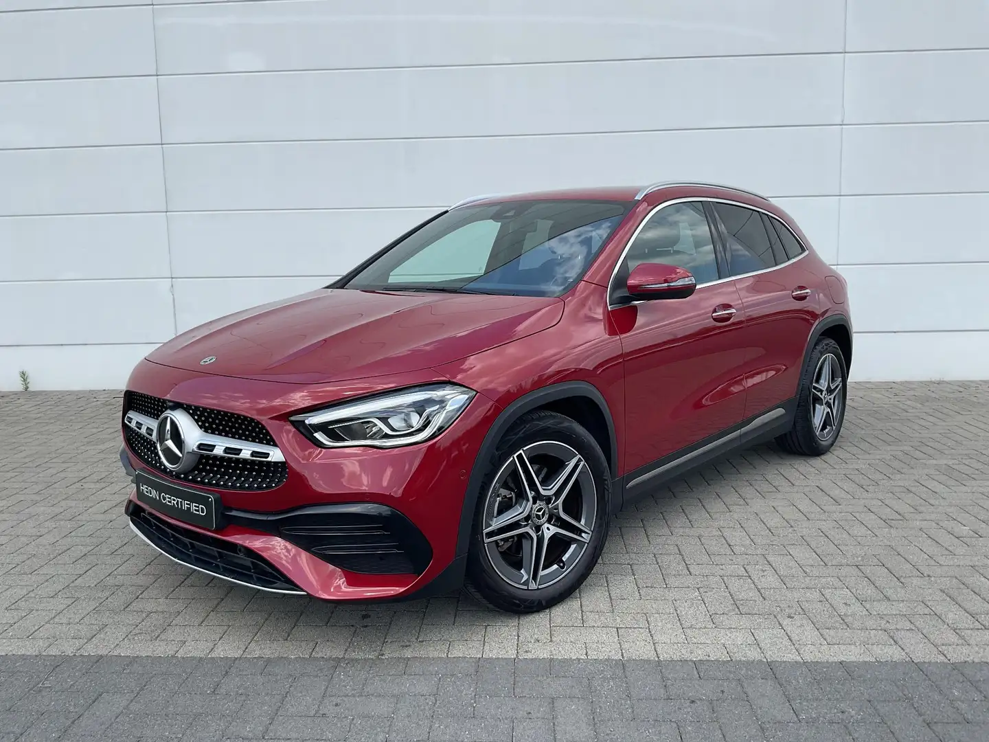 Mercedes-Benz GLA 200 GLA 200 AMG Line TRAILER HITCH | CARPLAY | HEATED Rojo - 1
