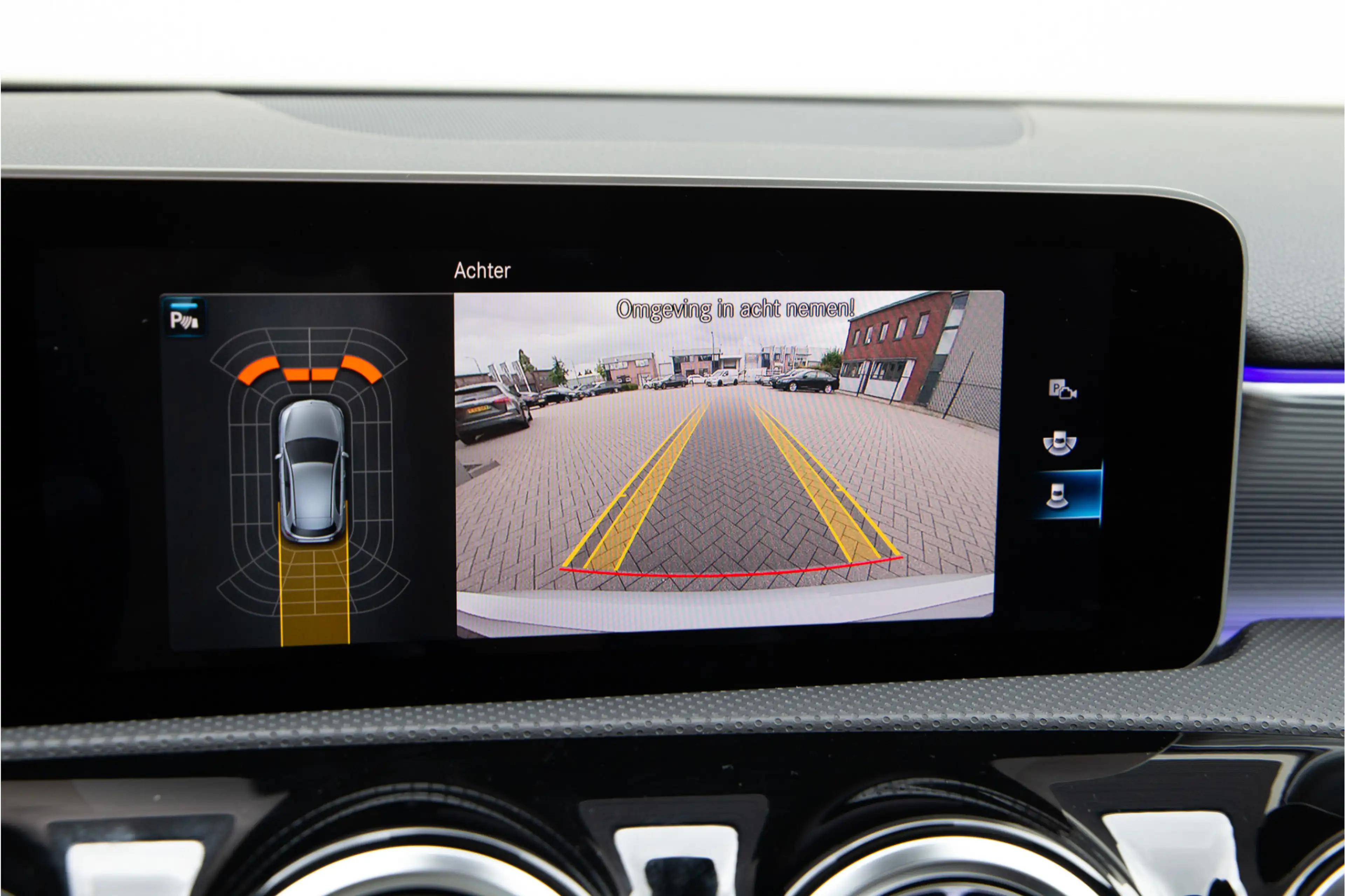Mercedes-Benz A 200 AMG Premium, Pano, Widescreen, Sfeerverlichting, 1 — photo 16