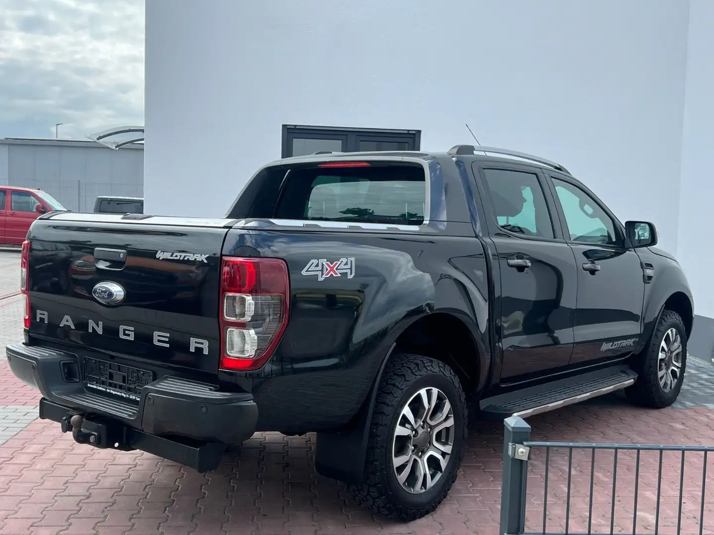 Ford Ranger Wildtrak DoKa 4x4*NUR 90TKM*ACC*KAMERA* Schwarz - 2