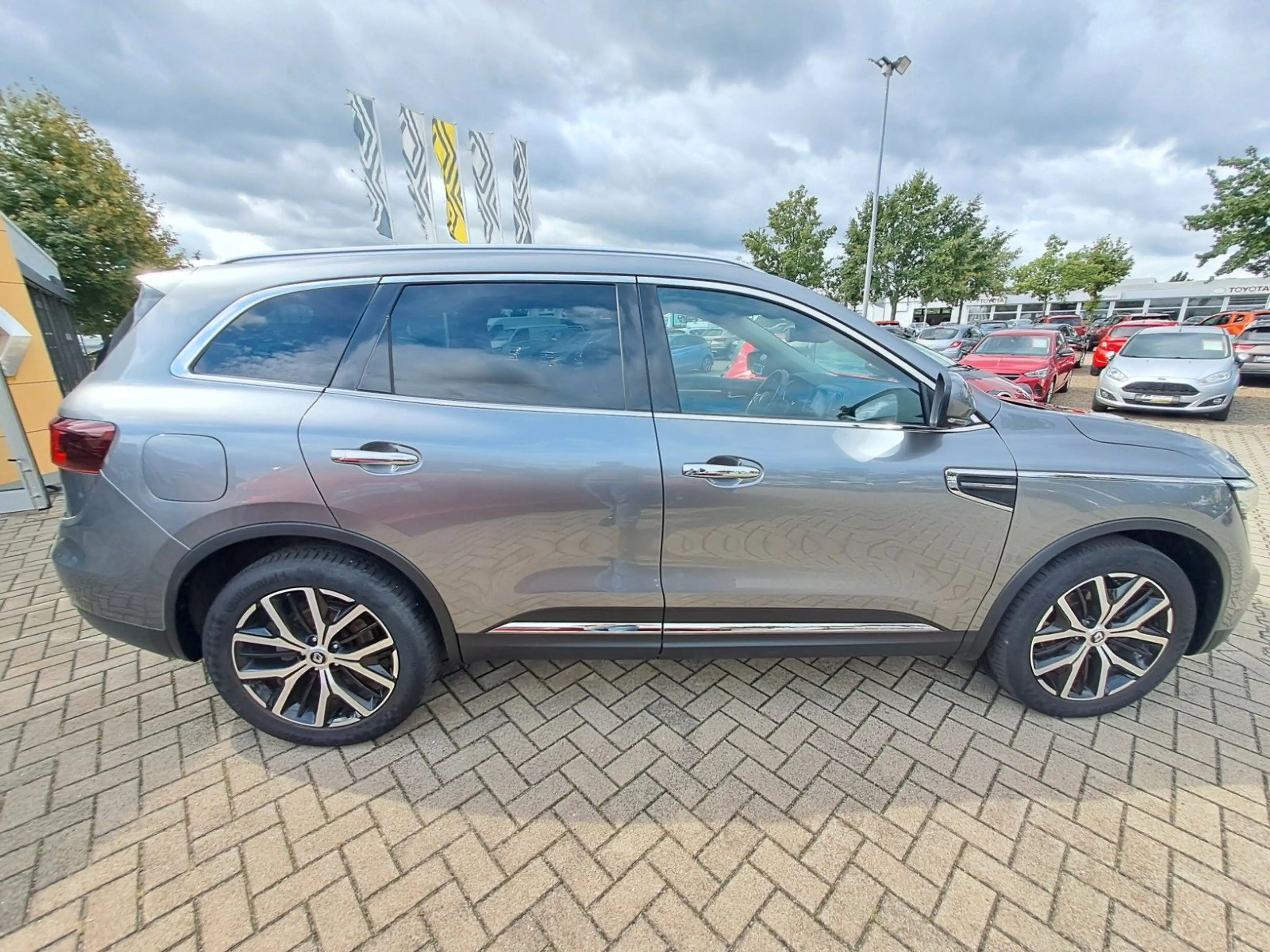 Renault Koleos Techno 4WD dCi 185 — photo 4