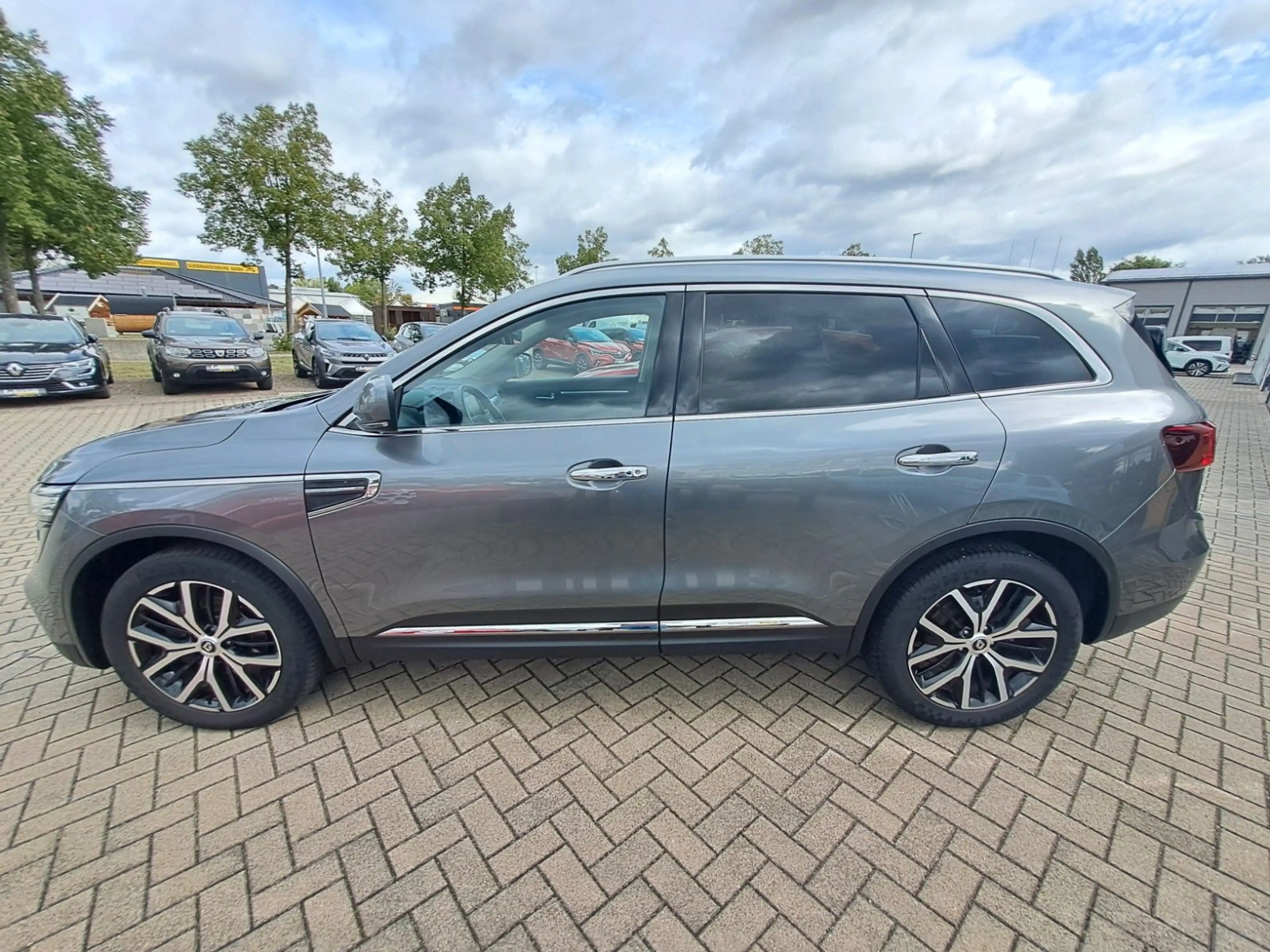Renault Koleos Techno 4WD dCi 185 — photo 8