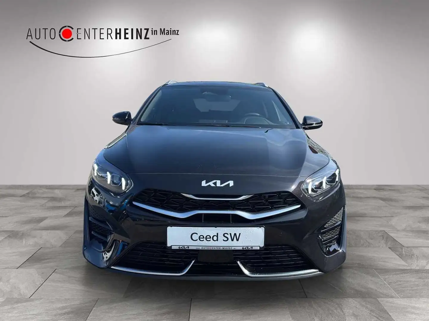 Kia Ceed SW / cee'd SW 1.5 T-GDI DCT7 OPF GT Line GT-Line mit Technologie Czarny - 2
