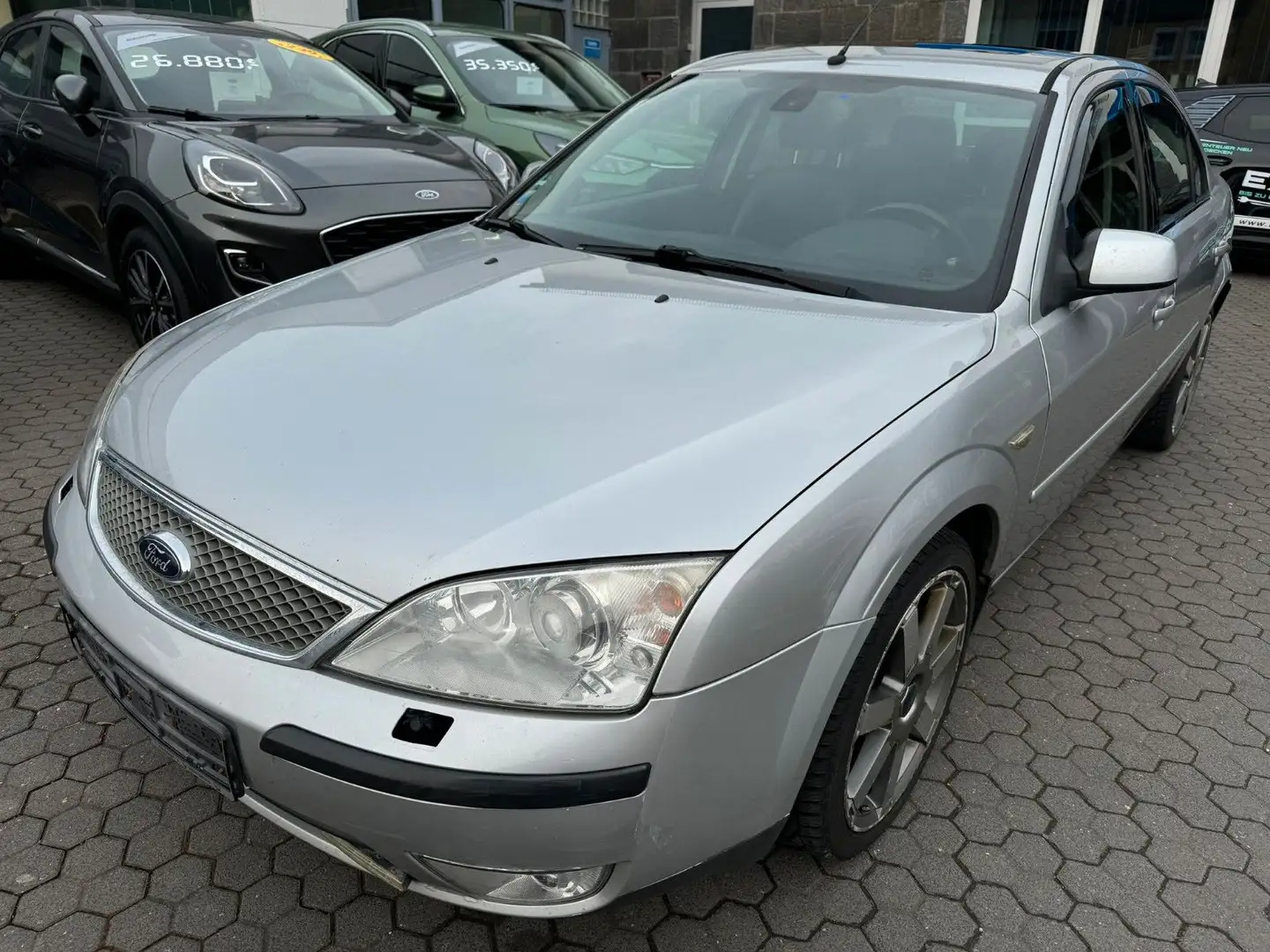 Ford Mondeo Lim. 3.0 *6 ZYLINDER* 204 PS Silber - 2