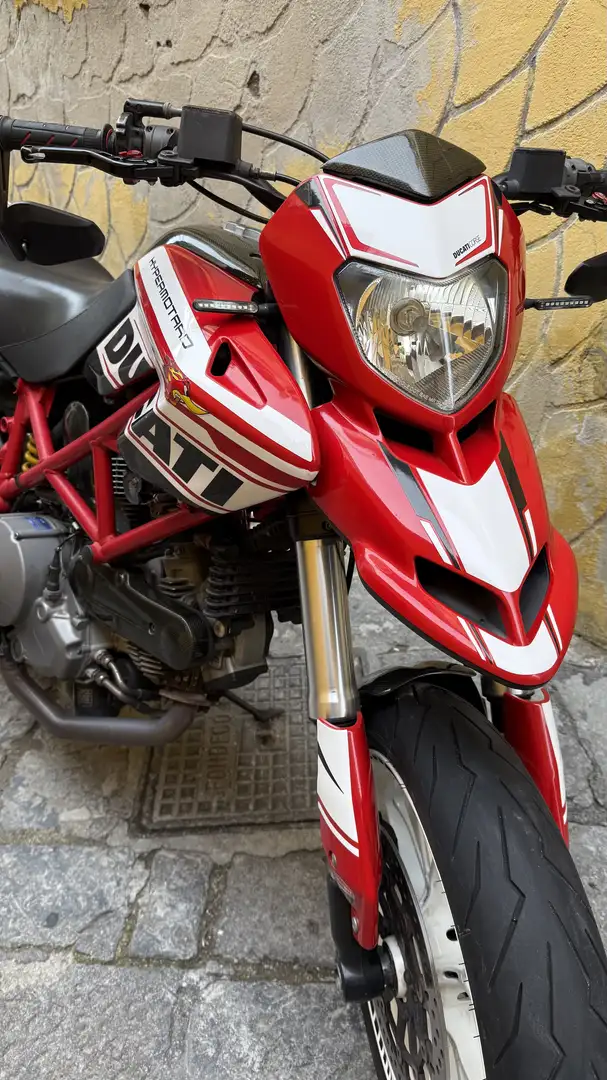Ducati Hypermotard 796 - 2