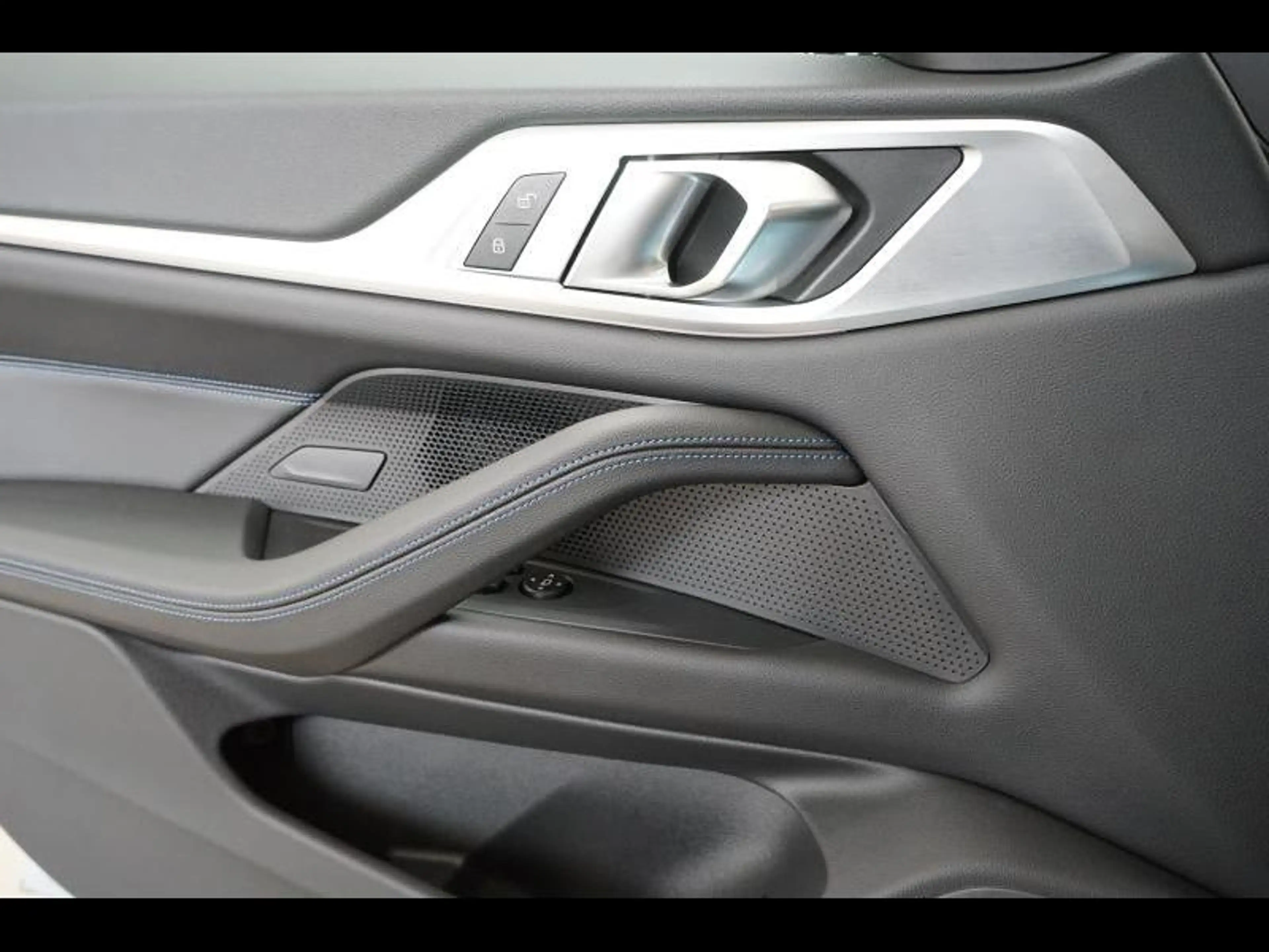BMW i4 M SPORT - XDRIVE - INNOVATION PACK — photo 14