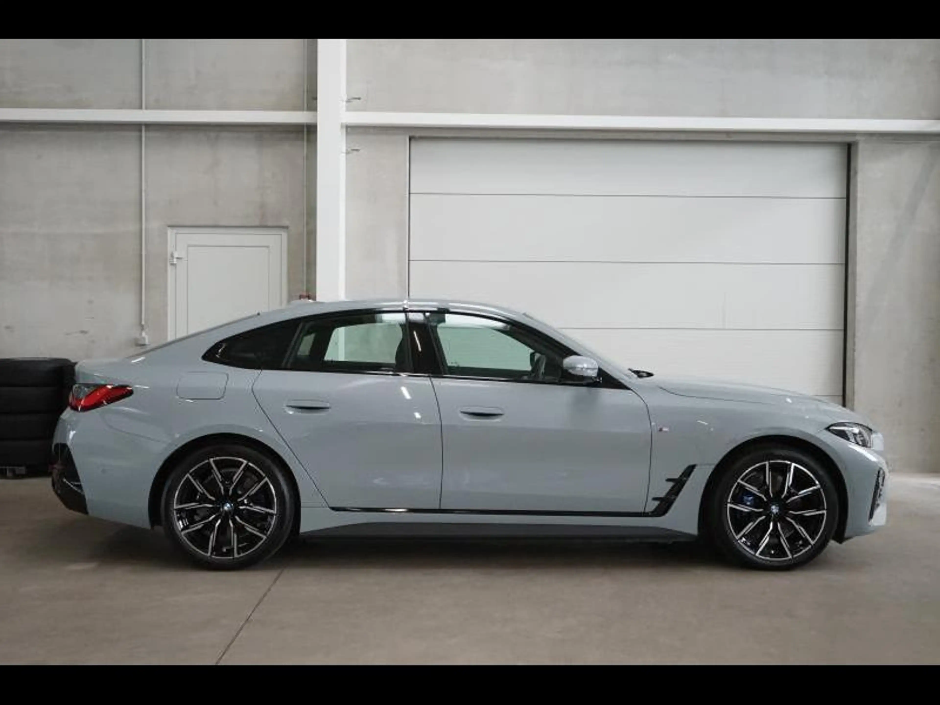 BMW i4 M SPORT - XDRIVE - INNOVATION PACK — photo 3