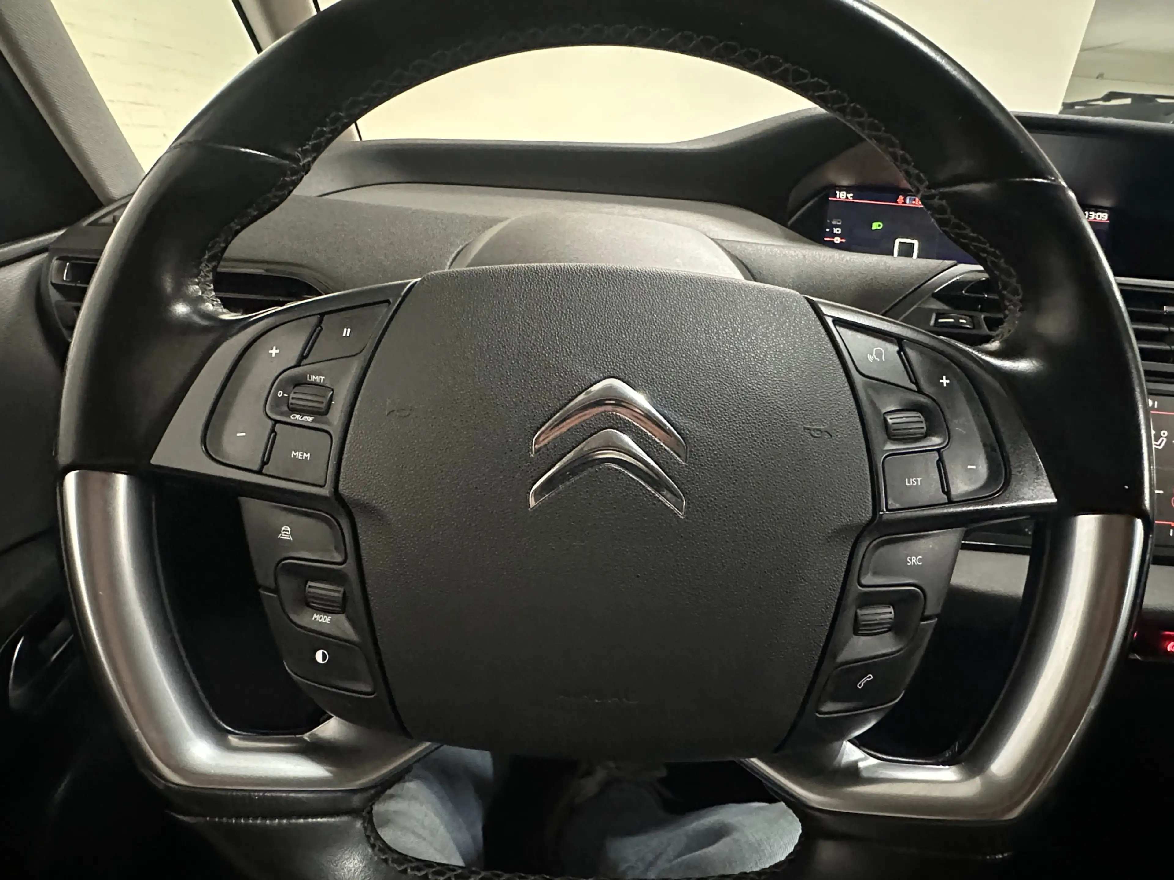 Citroen Grand C4 SpaceTourer 1.2 PureTech Business CLIMA /CRUISE / NAVI — photo 17