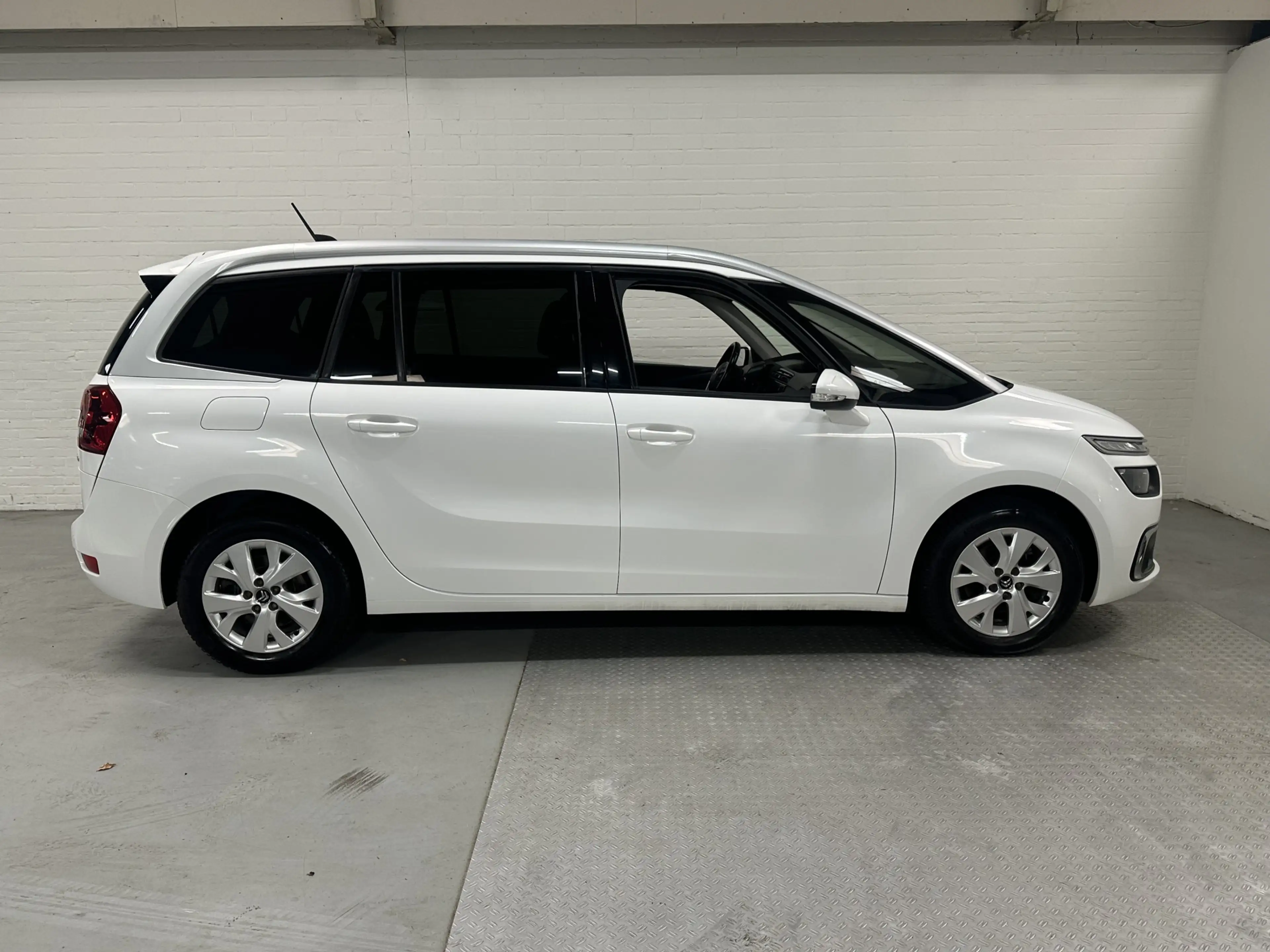 Citroen Grand C4 SpaceTourer 1.2 PureTech Business CLIMA /CRUISE / NAVI — photo 3