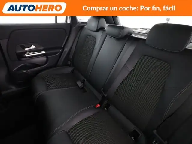 Mercedes-Benz Gla view 15