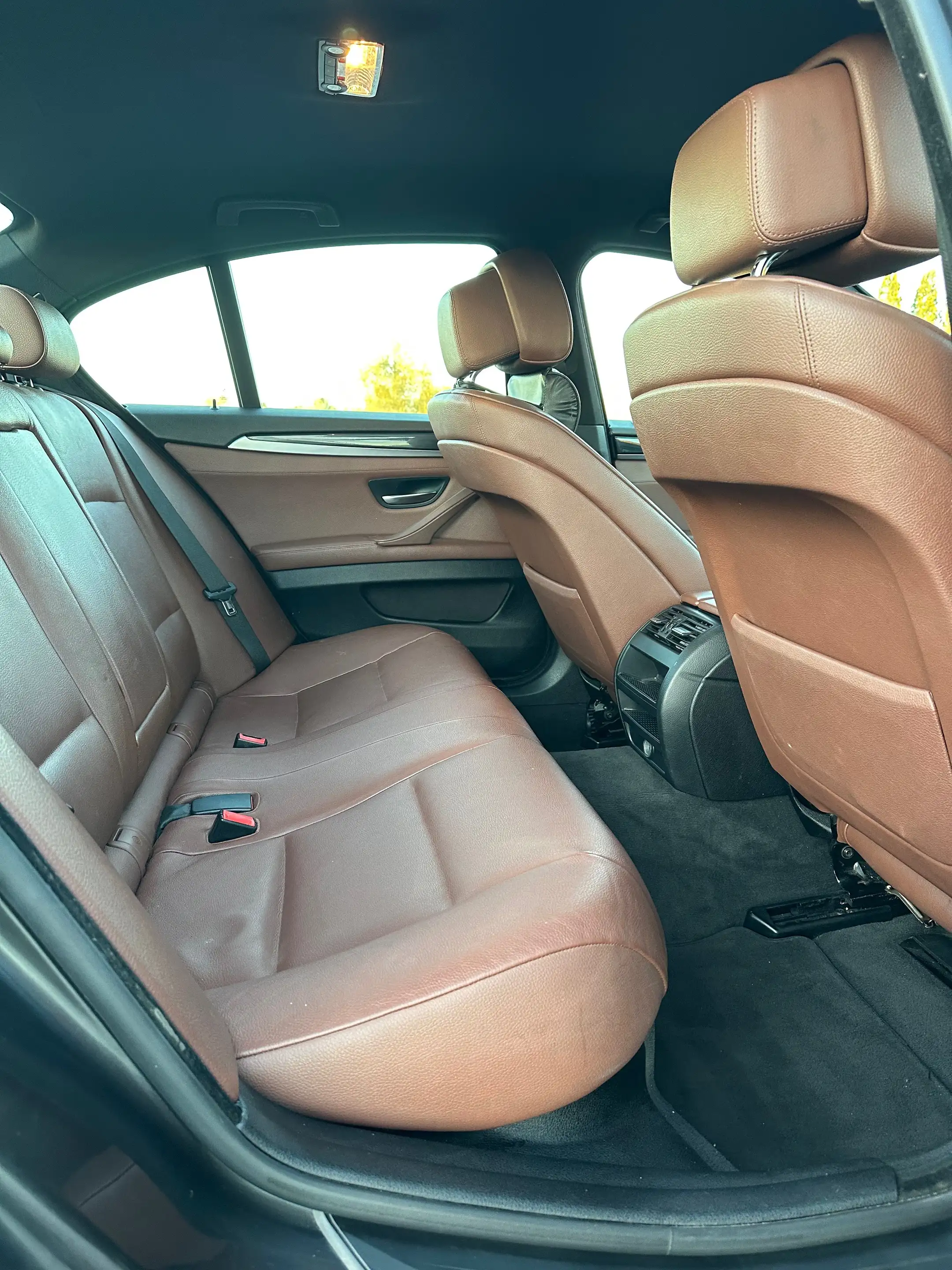 BMW 525 525dAS — photo 9