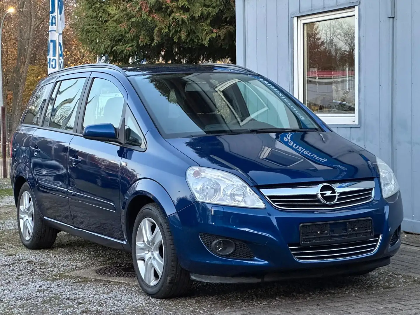 Opel Zafira B 1.8 Edition*TÜV neu*7-Sitzer*AHK*Klima Blau - 1