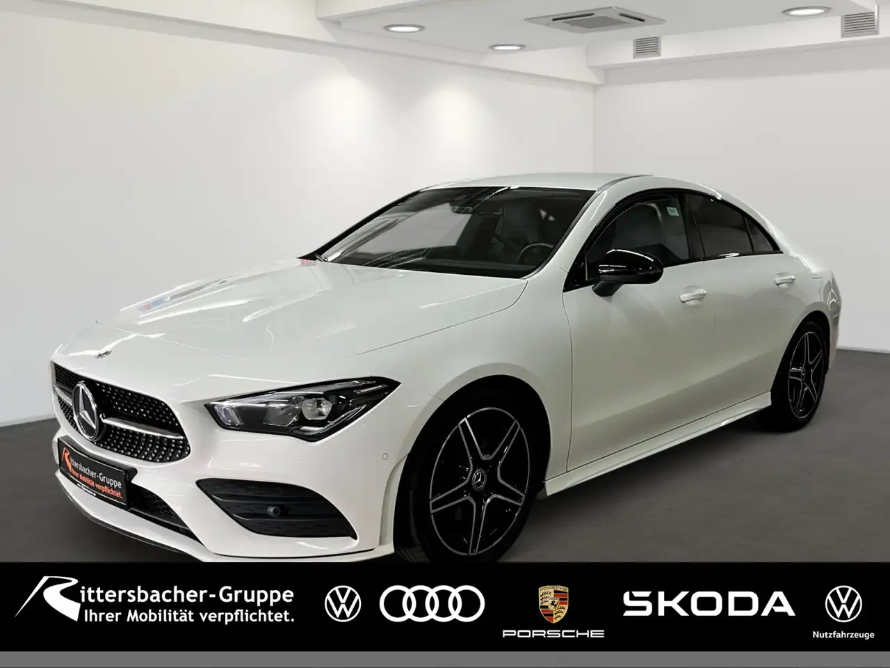 Mercedes-Benz CLA 200 AMG Line Rückfahrkamera Navi LED High