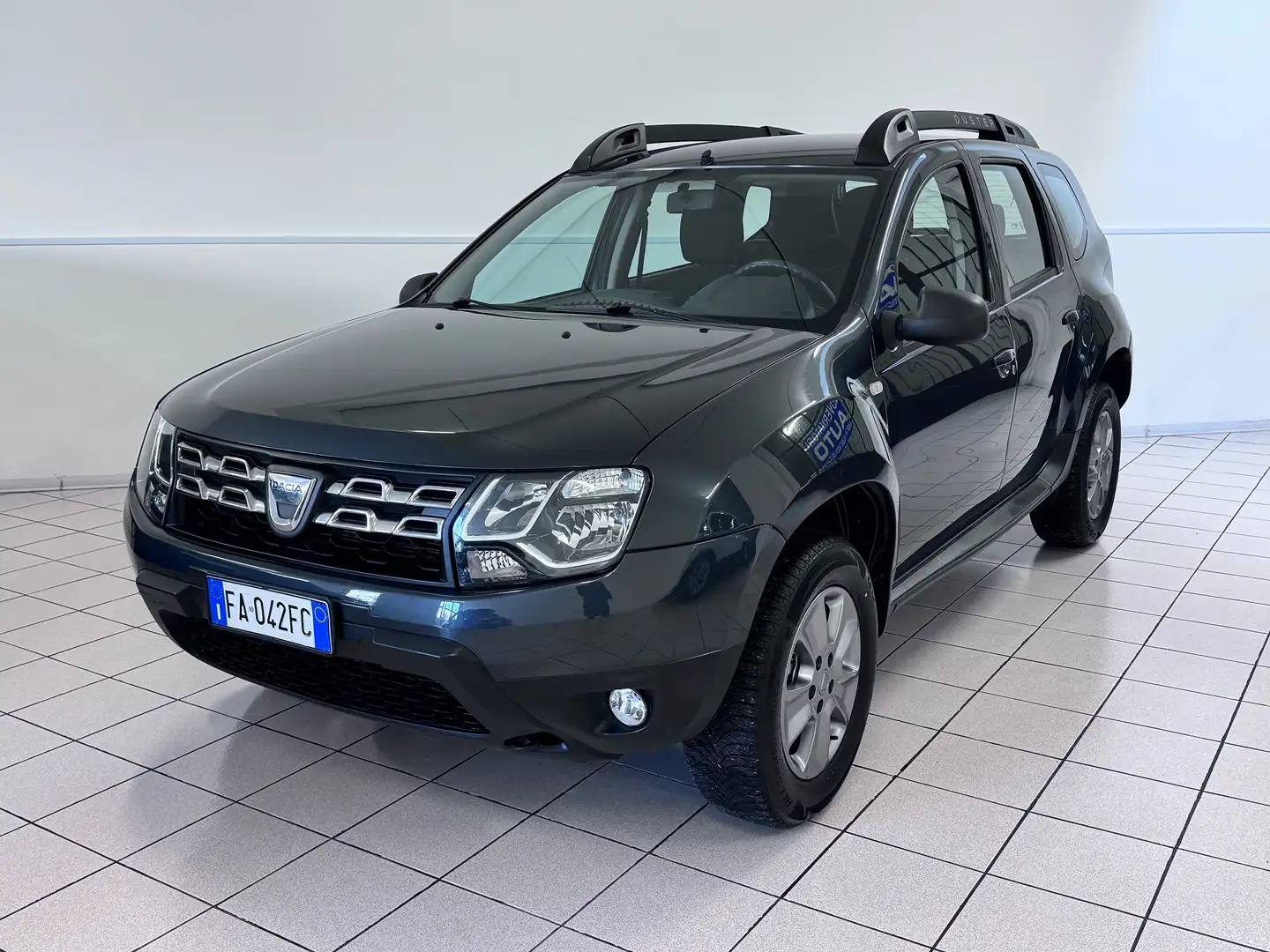 Dacia Duster Duster 1.6 Gpl 4x2 105cv Grigio - 1
