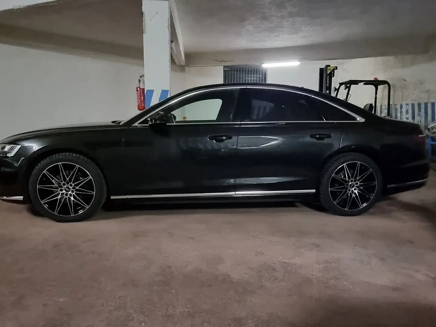 Audi A8 50 3.0 tdi mhev quattro tiptronic Nero - 1